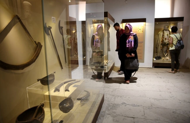 Hoşgörünün merkezi Hacı Bektaşi Veli Külliyesi'ne yoğun ilgi